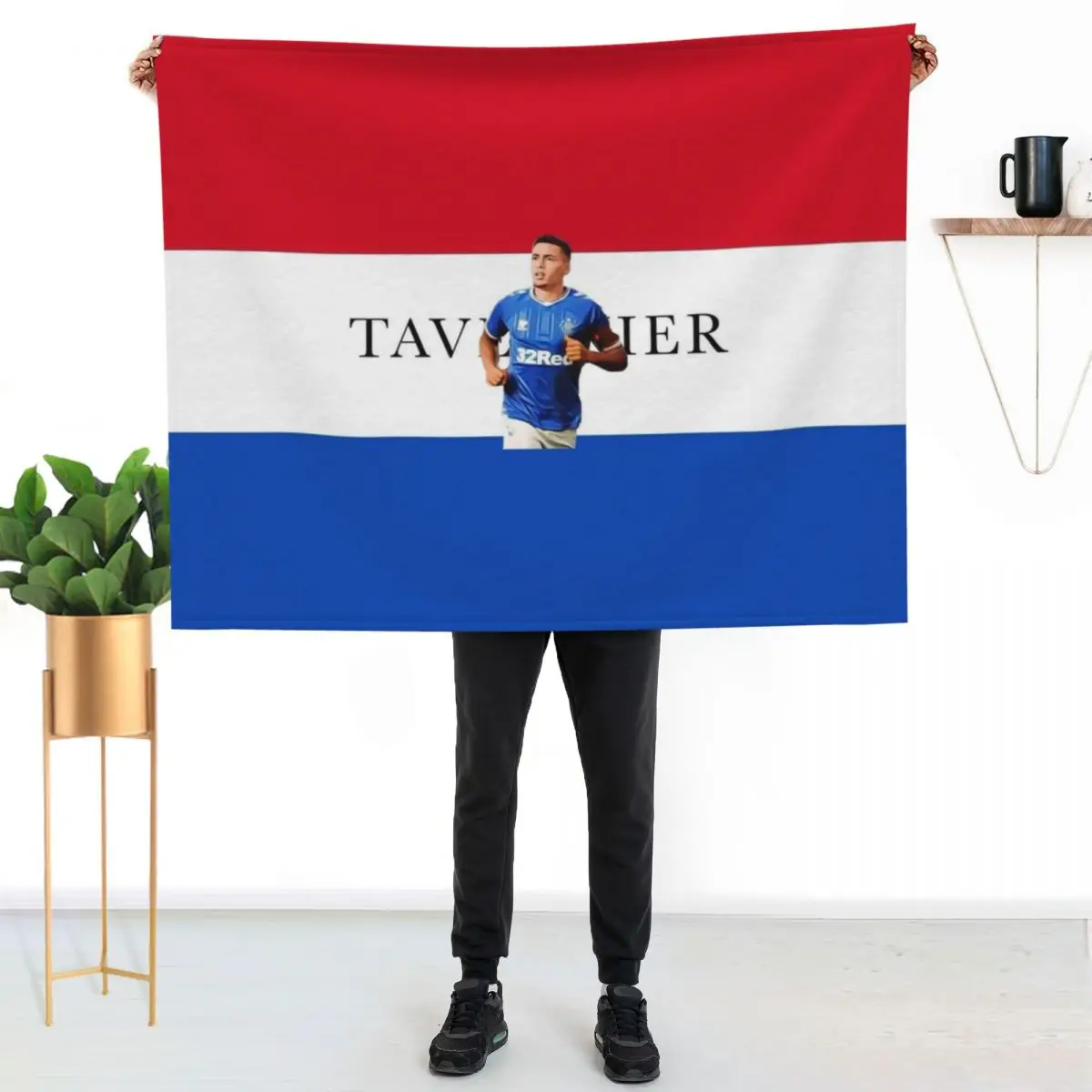 James Tavernier Throw Blanket Flannel Moving Luxury Designer Decorative Sofa Weighted Luxury Throw Blankets