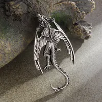 Exquisite Retro Fashion Trend Flying Dragon Pin Men's Street Party Personality Versatile Domineering Accessories