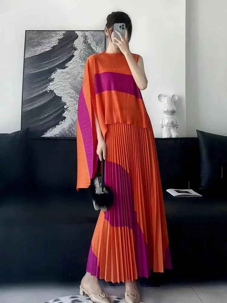 

Striped Color Block 2 Piece Set Women's Round Neck Asymmetric Tops Casual Folds Skirts 2026 Summer New 17SR3TI