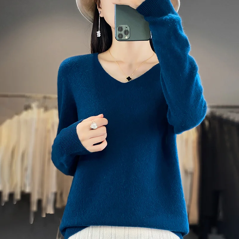 

New Fashionable Pure Wool V-Neck Knitted Sweater For Autumn And Winter Solid-Color Long-Sleeved Women's Pullover-WQ013