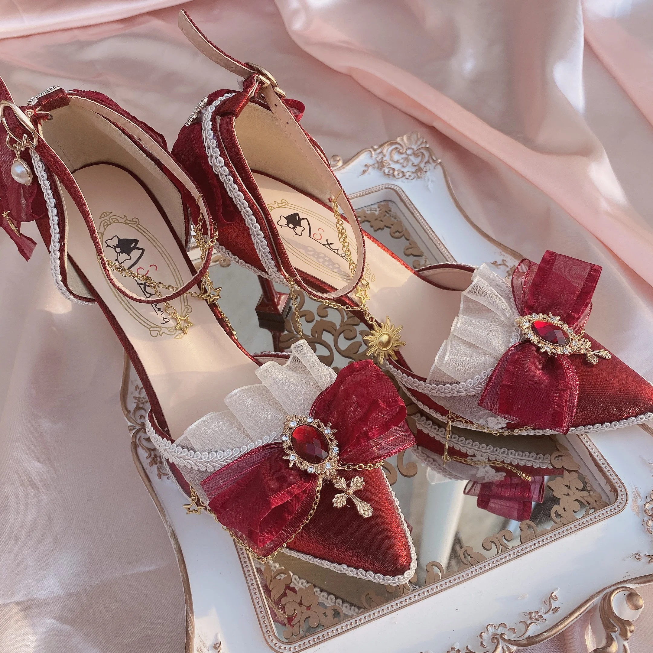 Girl Lolita Handmade Stage Performance Shoes Wine Red/white Pointed Thin Heels Lo Shoes Fashion Women's High Heels Gift