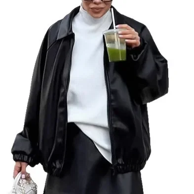 سترة جلدية نسائية شتوية فضفاضة لراكبي الدراجات النارية بأكمام طويلة وطية صدر السترة ملابس خارجية عصرية