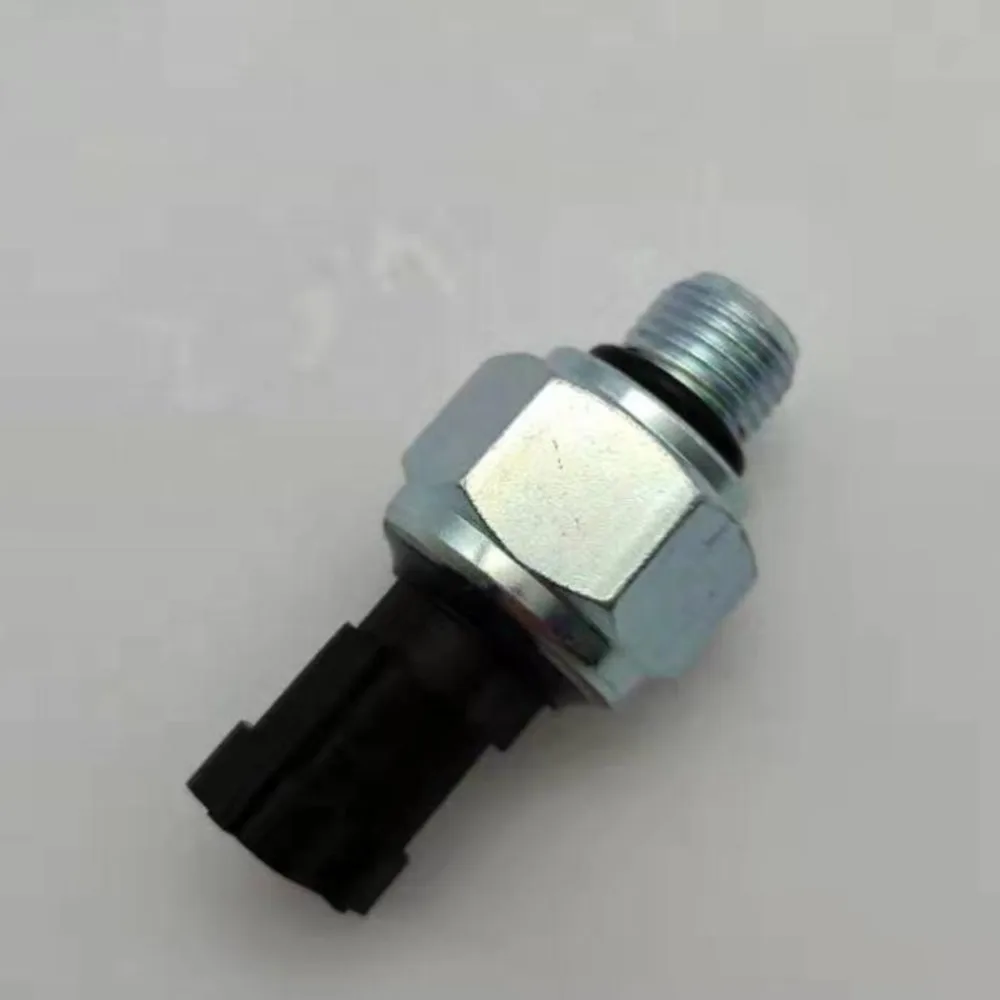 Komatsu PC200-8 Low Pressure Sensor Pressure Switch 7861-93-1840 7861931840