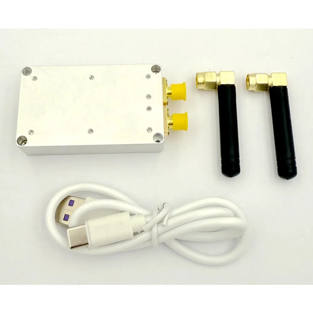 Dual-antenna 1W output power 2.4GHz  / 5.8GHz double frequency sweep source
