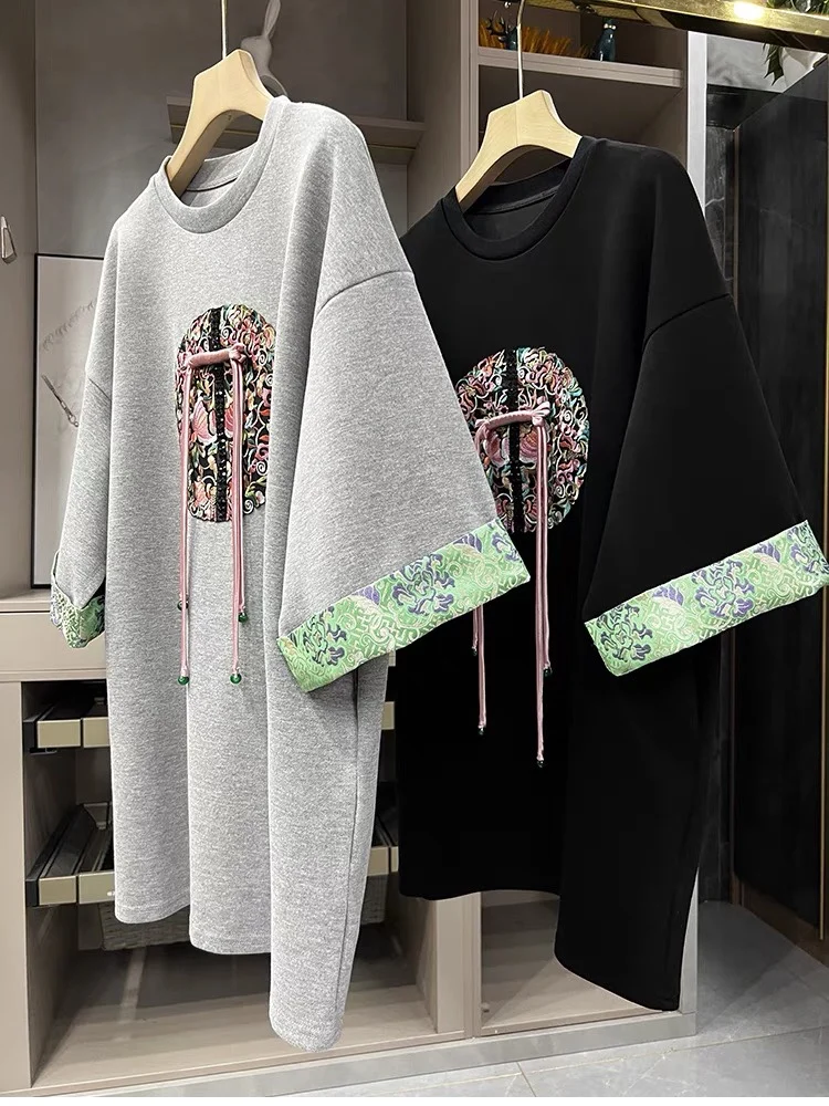 

Guofeng heavy industry embroidered mid-length five-sleeve sweatshirt