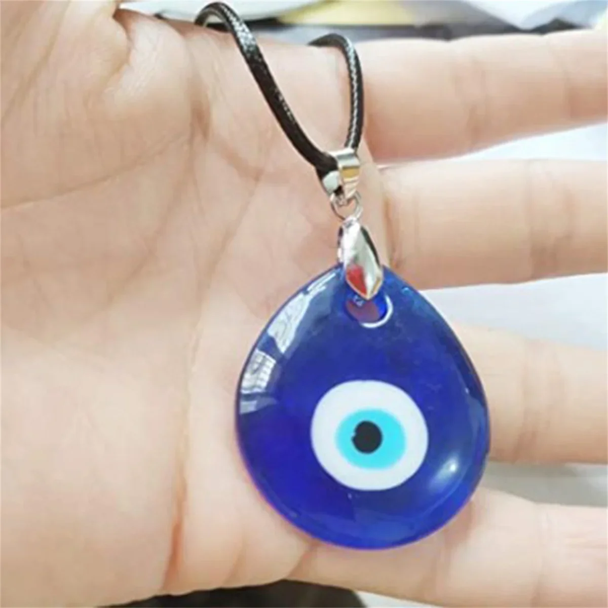 1PC Retro Devil's Eye Necklace Acrylic Women's Trendy Jewelry Homecoming Festival Exquisite Lucky Daily Wear Versatile Accessori