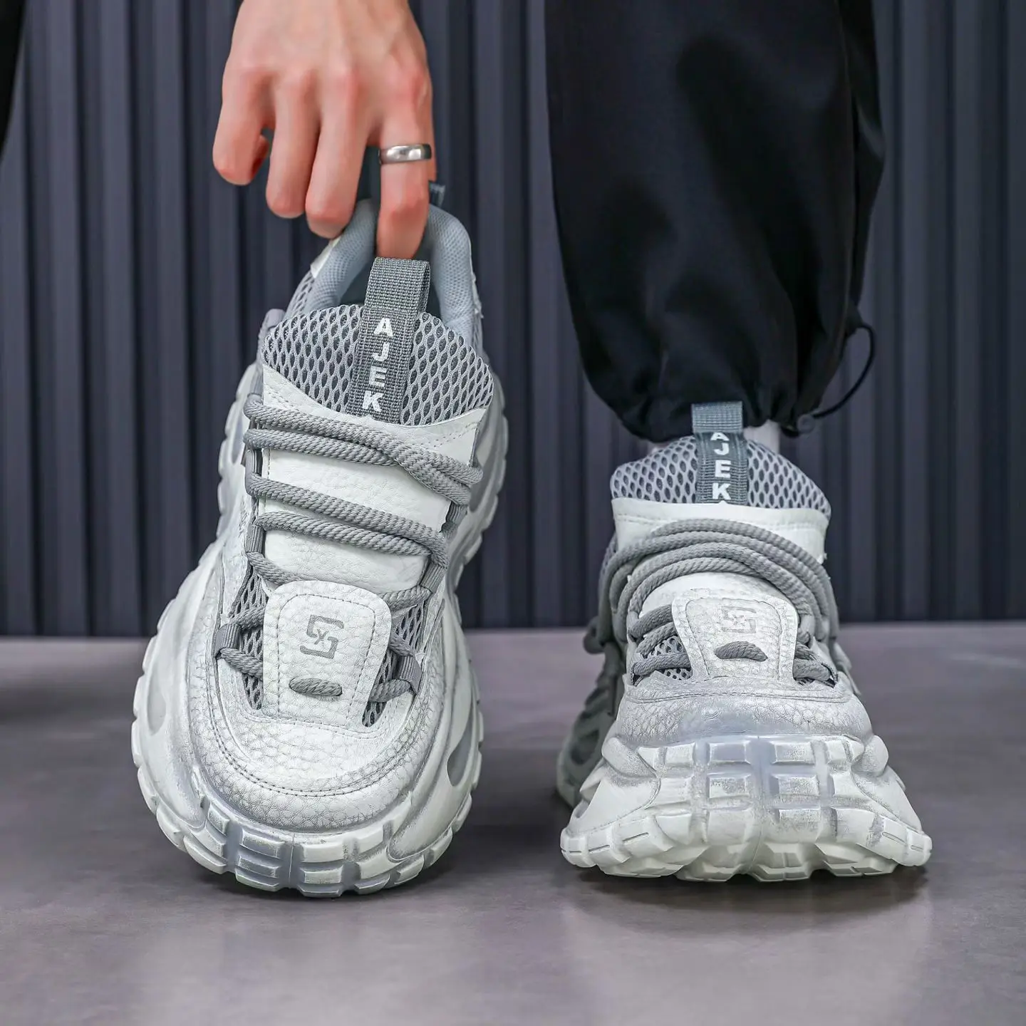 Men's Chunky Sneakers Retro Washed Thick Sole Casual Shoes Breathable Mesh Platform Walking Shoes