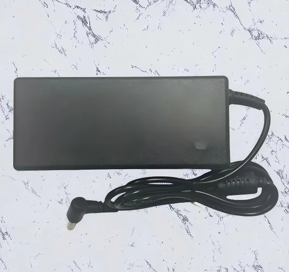 

Зарядное устройство для ноутбука Dell Latitude 5550 14 (E5470)E6440 15 (5540) 5550 E5540 E5570 Precision 15 (3541) 7520 7530 7550 7560