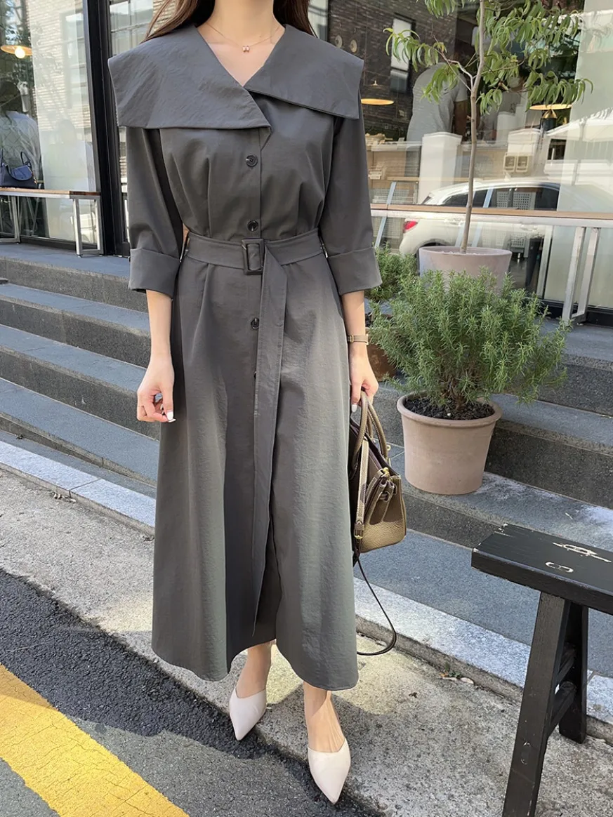 Sweet Design Long Dr Korean Sle Single Button Closure Regular Fit Inner Wear for Women Suitable for Various Ocns