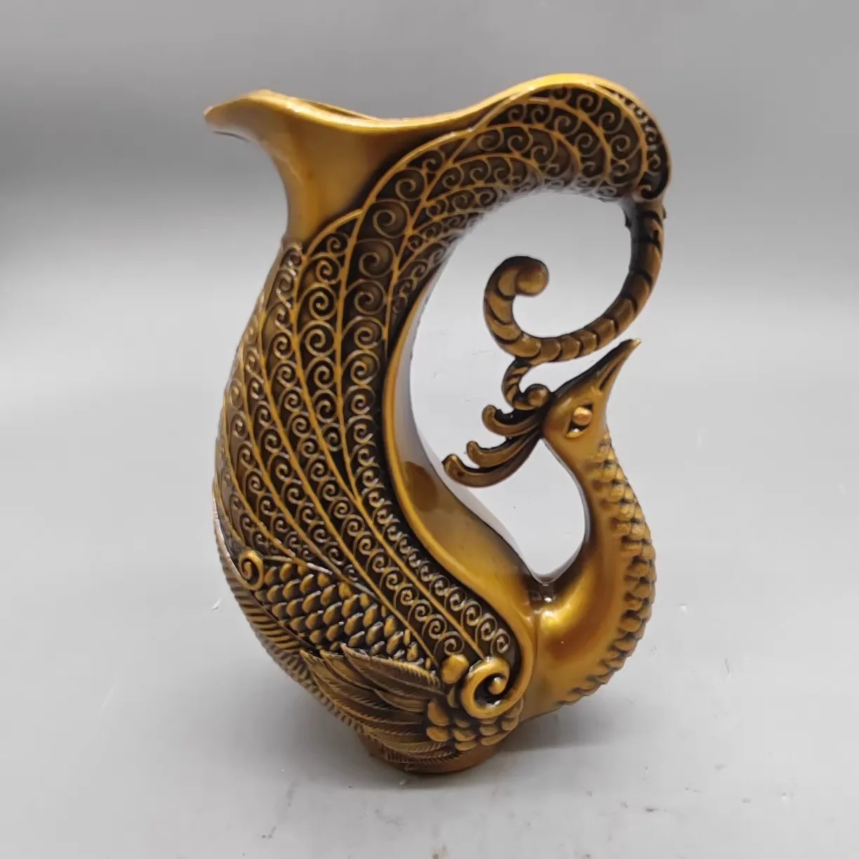 

Pure copper phoenix vase, home decor for living room TV cabinets, office desk ornaments, gift
