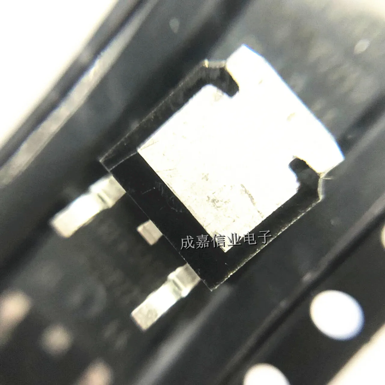 10pcs/Lot IRFR540ZTRPBF TO-252-3 IRFR540Z MOSFET MOSFT 100V 35A 28.5mOhm 39nC Qg Operating Temperature:- 55 C-+ 175 C