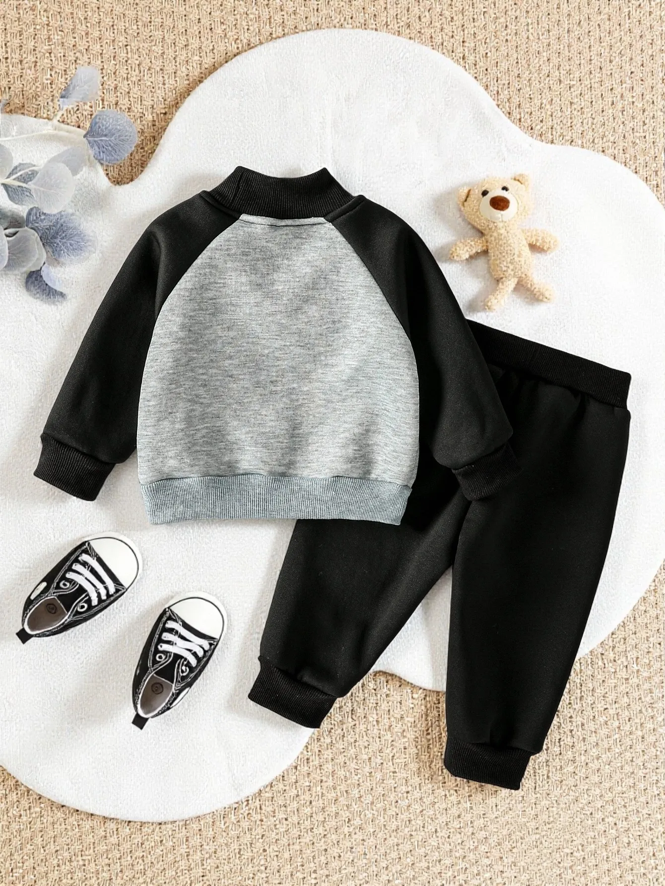 2025 Boys Long Sleeve Plush Warm Color Patchwork New Autumn Style Sweatshirt Set For 1-3Y Outfits Tops Pants Clothes Suit