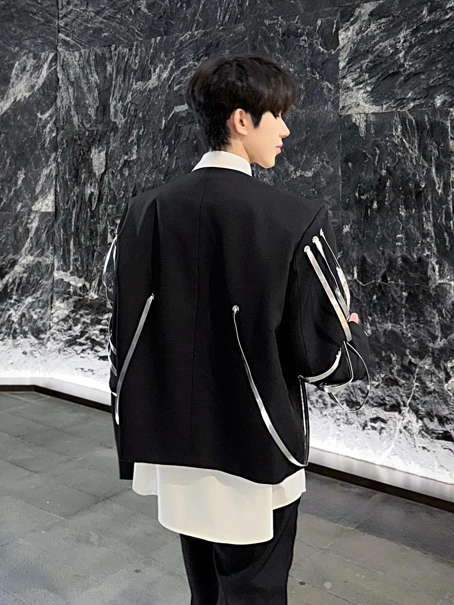 Men's 2025 Autumn New Fashion Jackets Metal Ring Buckle Design Stylish High Street Jacket Male Long Sleeve Contrast Color Coats