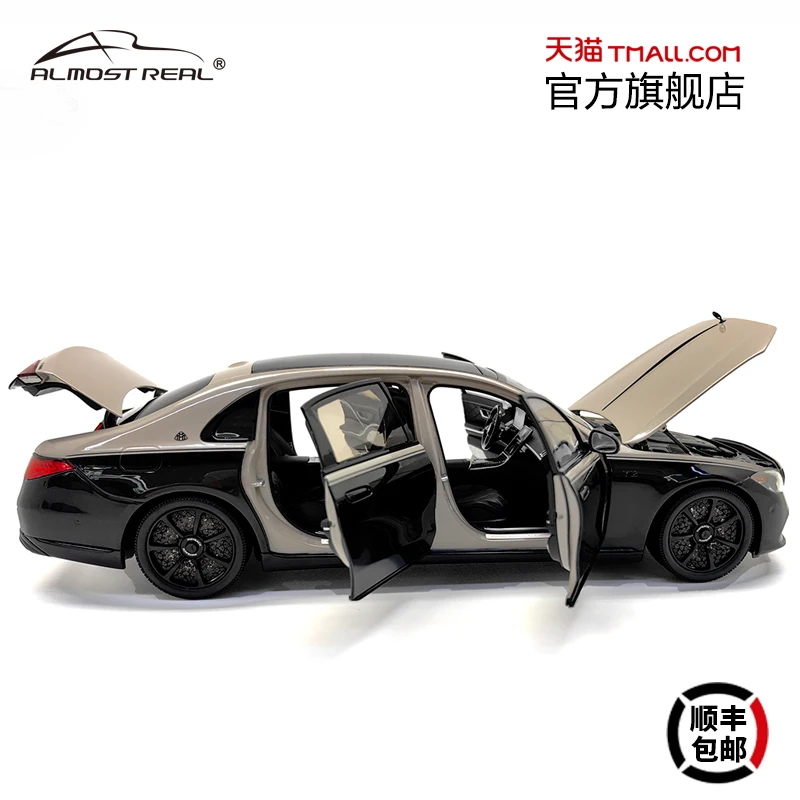 1:18 Full Mercedes-Maybach S-Class Dark Night series,alloy die-cast static car tide play model,adult advanced collection pieces.