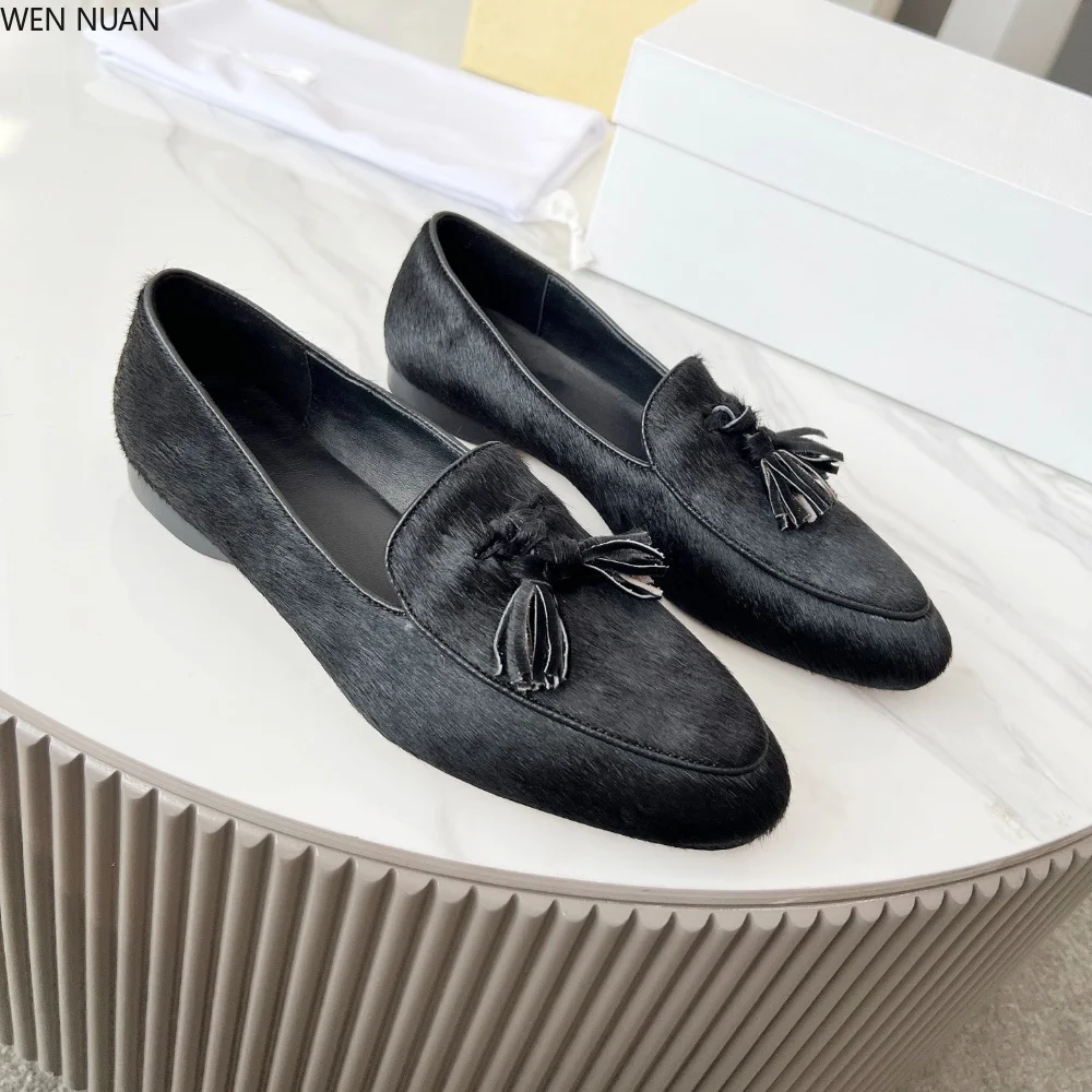 fashionable and versatile deep-toe single shoe with retro flat sole and fringed detail - one-piece slip-on loafers for women