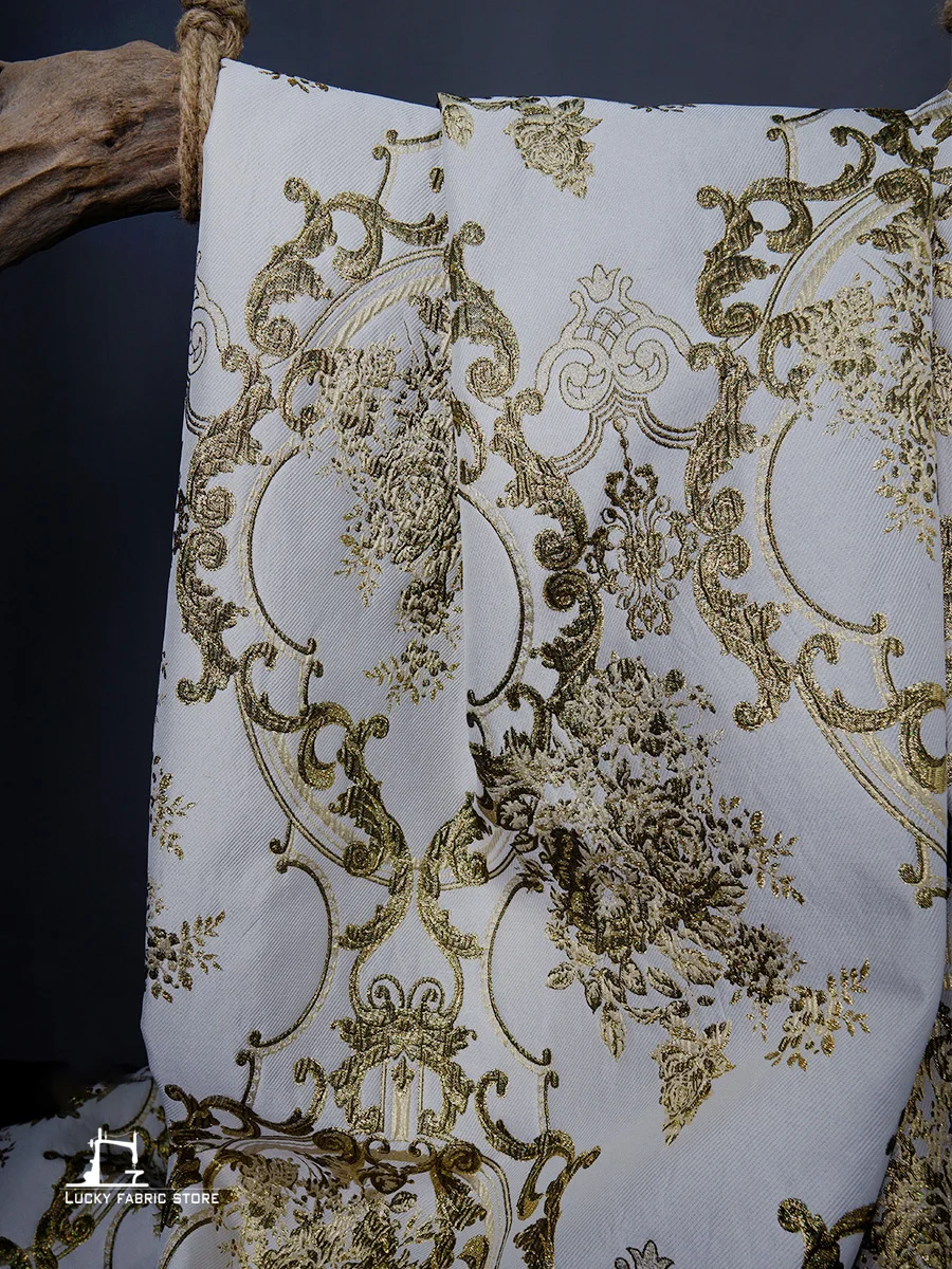 Classical European retro-style blended court fabric, bright silk three-dimensional texture embossed jacquard designer fabric
