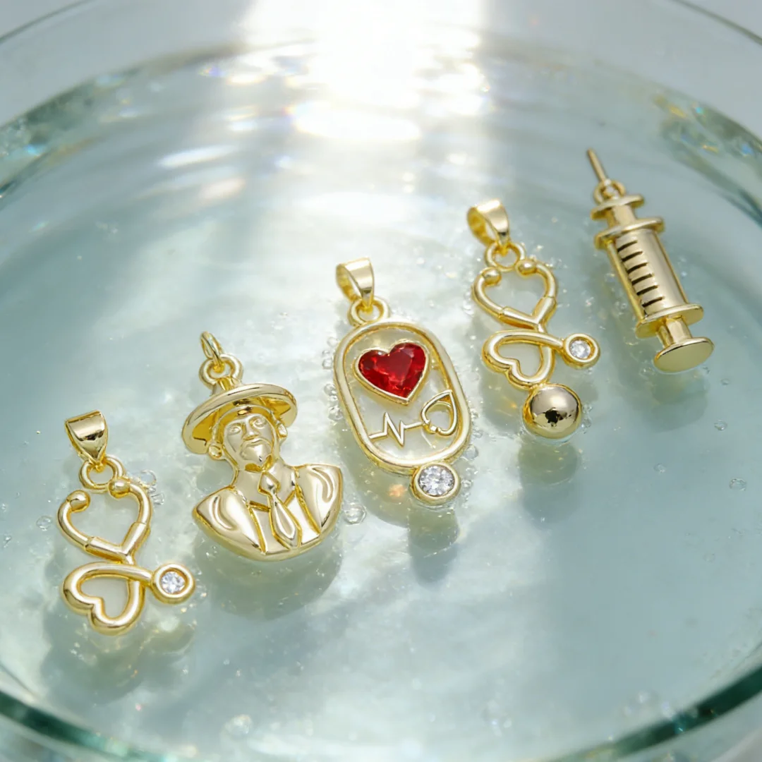 4Pcs Pendants Gold Plated Medical Charms Stethoscope Syringe Doctor Hollow Shiny for DIY Jewelry Necklace Bracelet Accessories