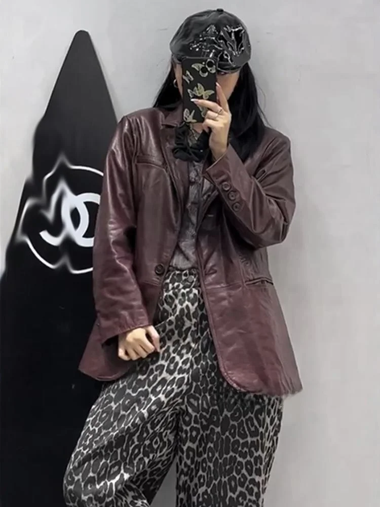 เสื้อโค้ทหนังแท้ทรงหลวมสไตล์ลำลองสำหรับผู้หญิง รุ่นสลิมมิ่ง แฟชั่นฤดูใบไม้ร่วง 2024 สไตล์เรโทร แนวธุรกิจลำลอง