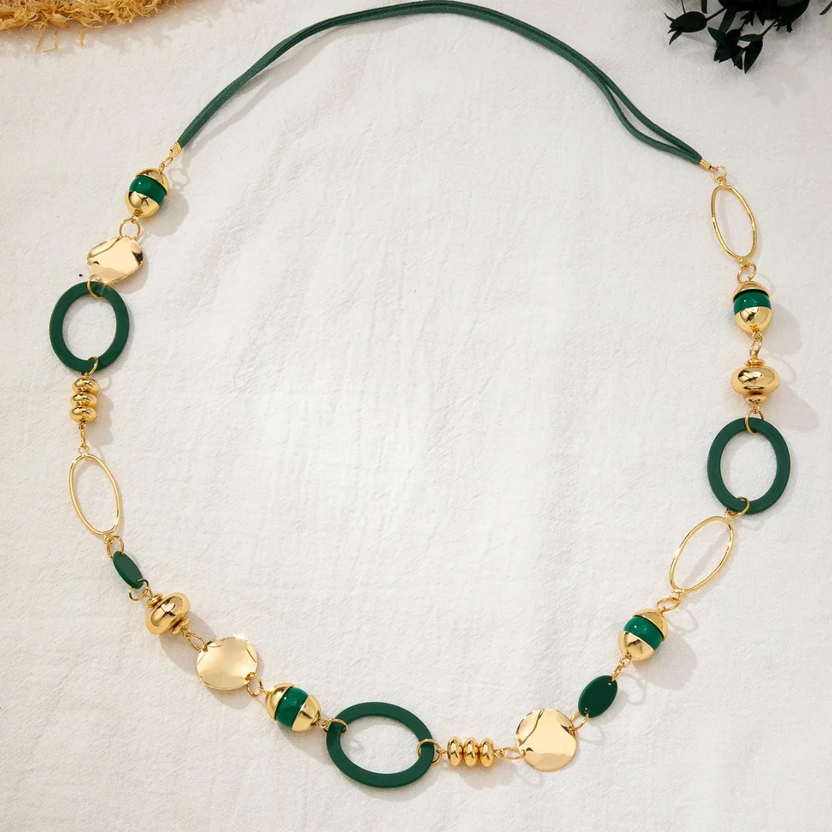 Red and Green Geometric Splicing Long Necklace Chain Women Girls Gifts Fashion Jewelry Hot Sale Party Gift 2025 New Style