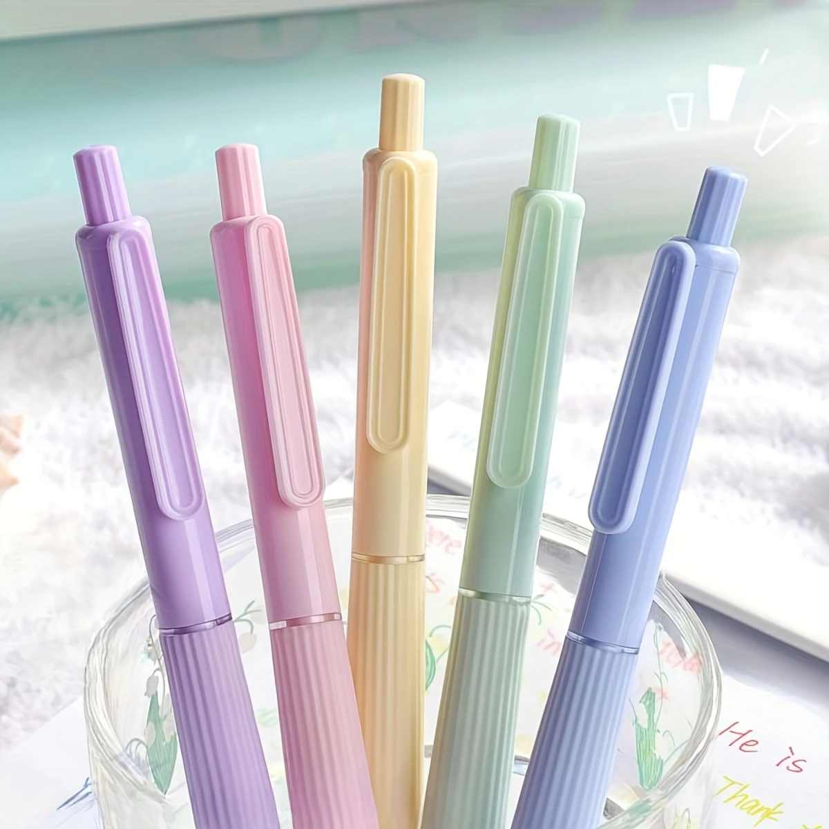 5Pcs Colored Pens, Retractable Gel Pens 0.5mm Colored Ink Quick-Dry Pens Fine Point Smooth Writing Pens for Journaling Note Tak