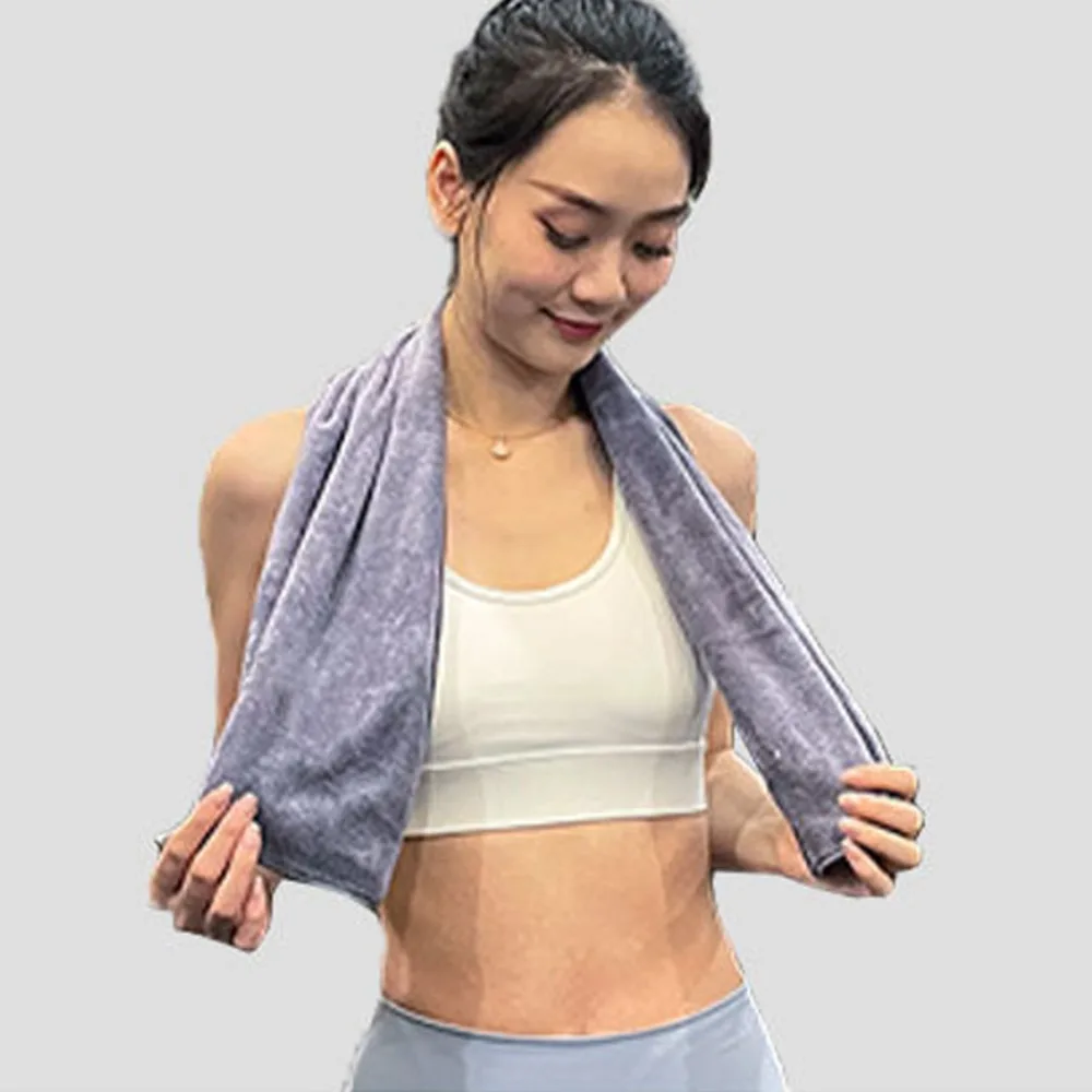 Portable Quick-Drying Sports Towel Wiping Sweat Absorbing Water Gym Towel Microfiber Lightweight Swimming Towel Running