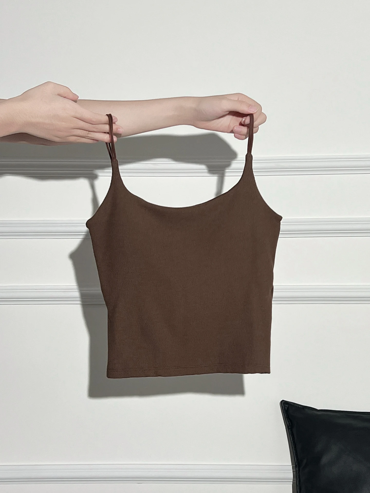 라 샤펠 화이트 브라 내장형 패드 원피스 베스트 스트랩 여성용 2025 가을 베이스 레이어 아름다운 이너웨어 탑