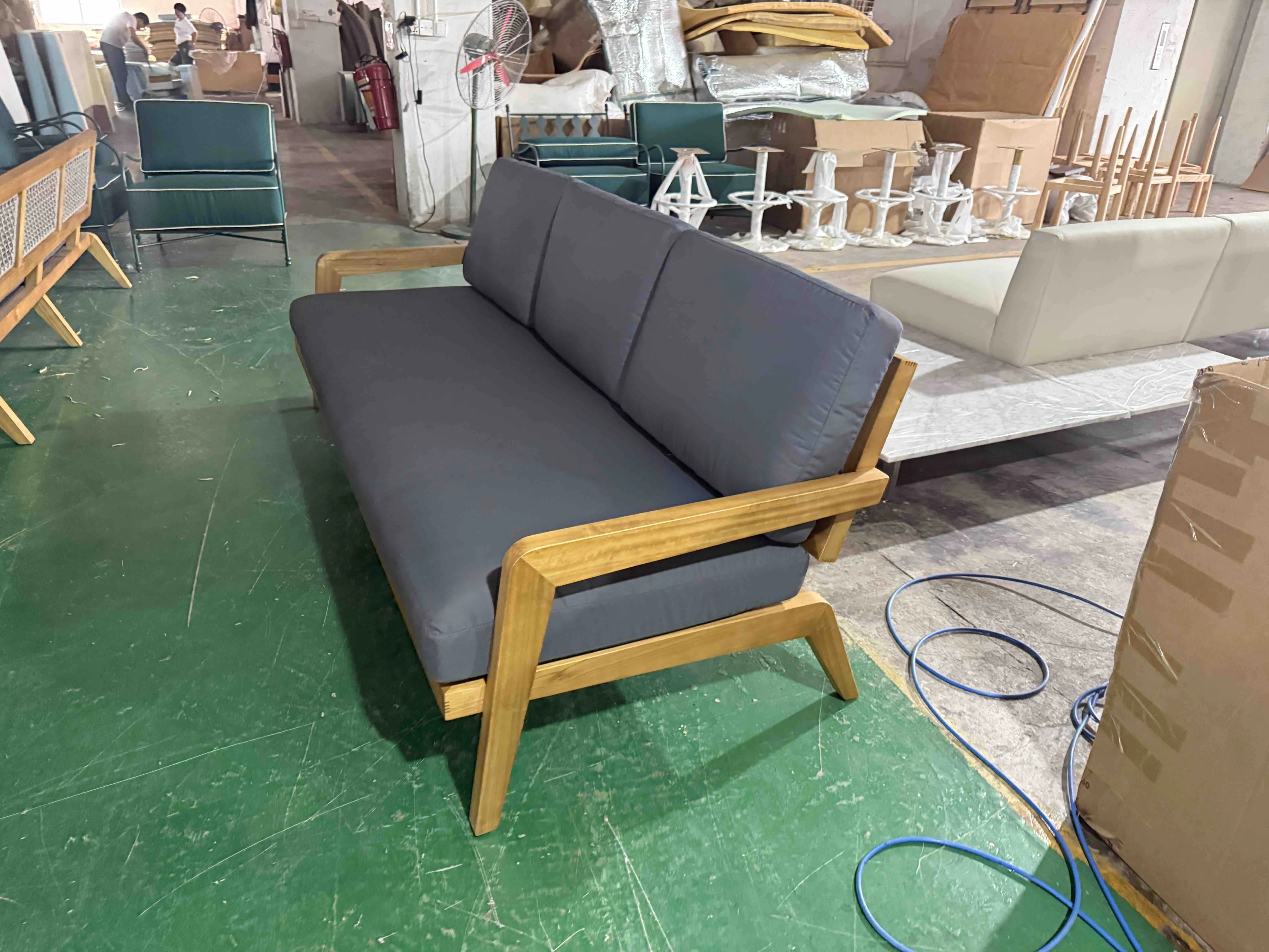 &For Modern Sun Proof Waterproof Teak Outdoor Sofa with UV-Resistant PE Rattan for Hotel Villa Apartment Use