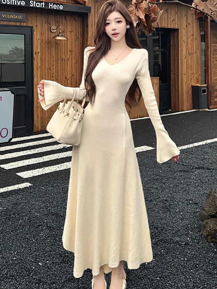 

Осеннее однотонное вязаное платье с длинным рукавом и v-образным вырезом, женское элегантное роскошное длинное платье с рюшами, 2025 г., корейское модное облегающее платье-свитер