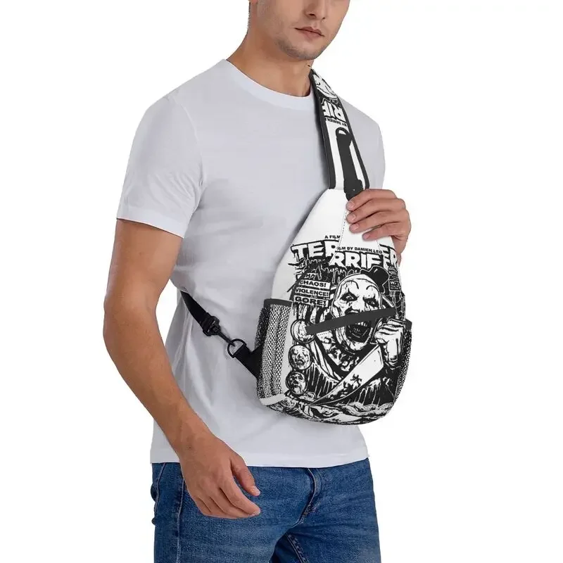 Terrifier Cross body Sling Rucksack Männer benutzer definierte Horrorfilm Halloween Clown Schulter Brusttasche für Reisen Wandern Tages rucksack