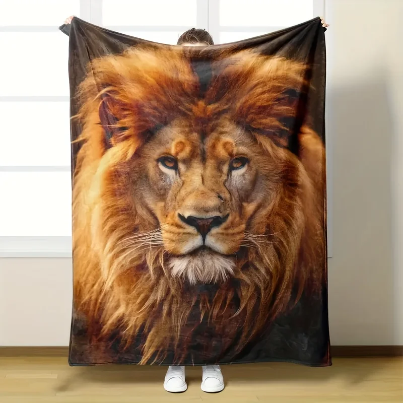 1pc Vintage Lion Print Flannel Blanket - Reversible, All-Season Comfort, Fantasy Themed, Knitted Polyester,Soft and Cozy Gift