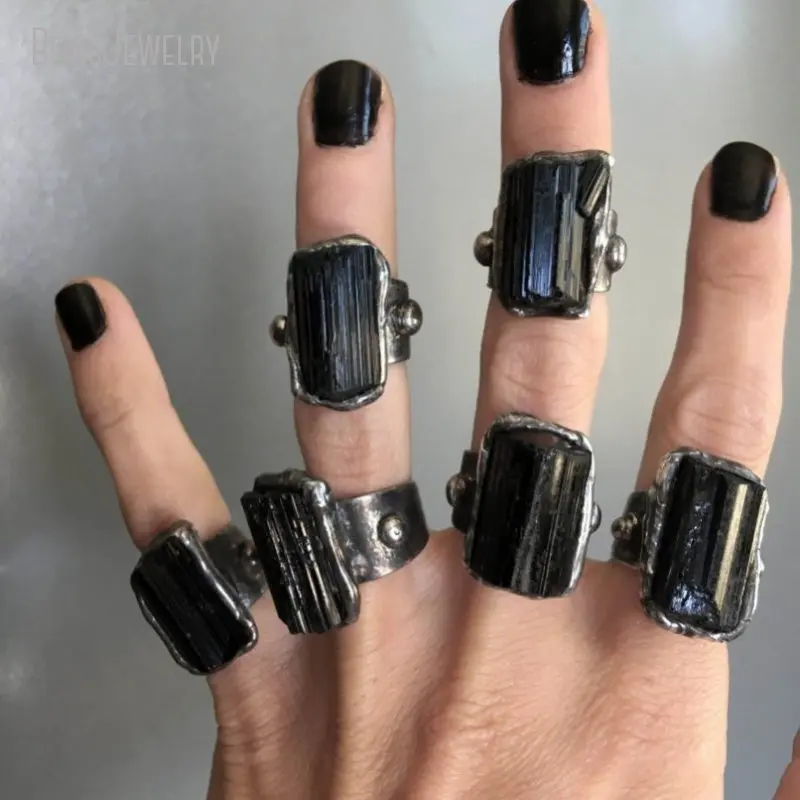 

10pcs Raw Black Tourmaline Crystal Gemstone Ring Large Schorl Adjustable Size 5 6 7 8 Goth Witch Wicca Boho Women Jewelry