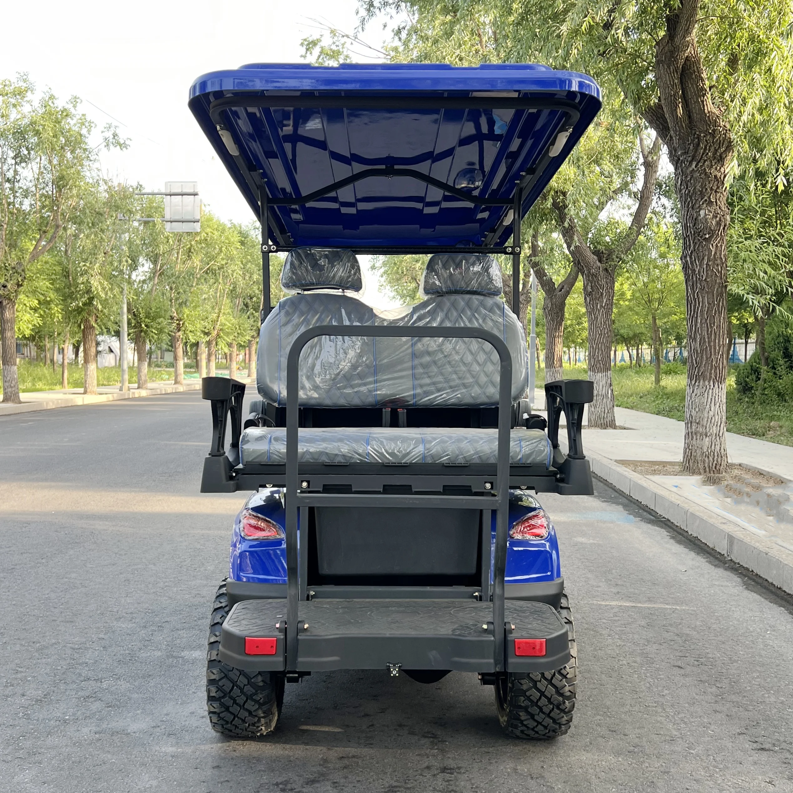 

Chinese Electric Golf Cart 2 4 6 8 10 Seater 5kw 72v Lithium Off Road Golf Cart Hunting Golf For Adult