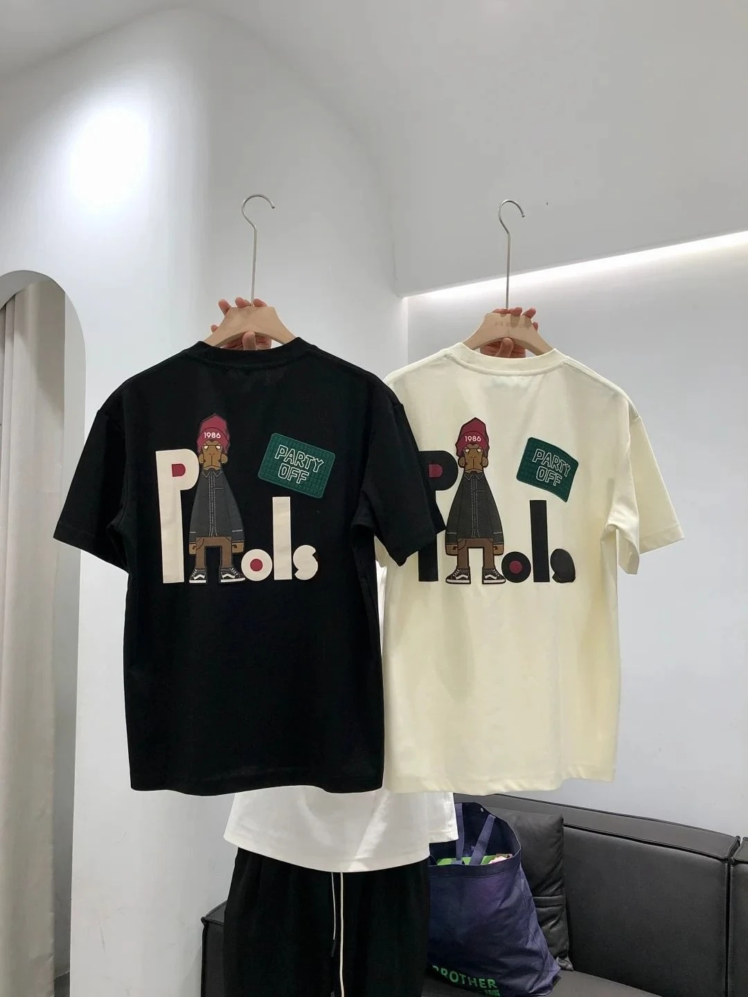 

Design Sense Развлечения Américain Imprimant Un Футболка À Manches Courtes Pour Hommes Et Femmes En Pur Coton