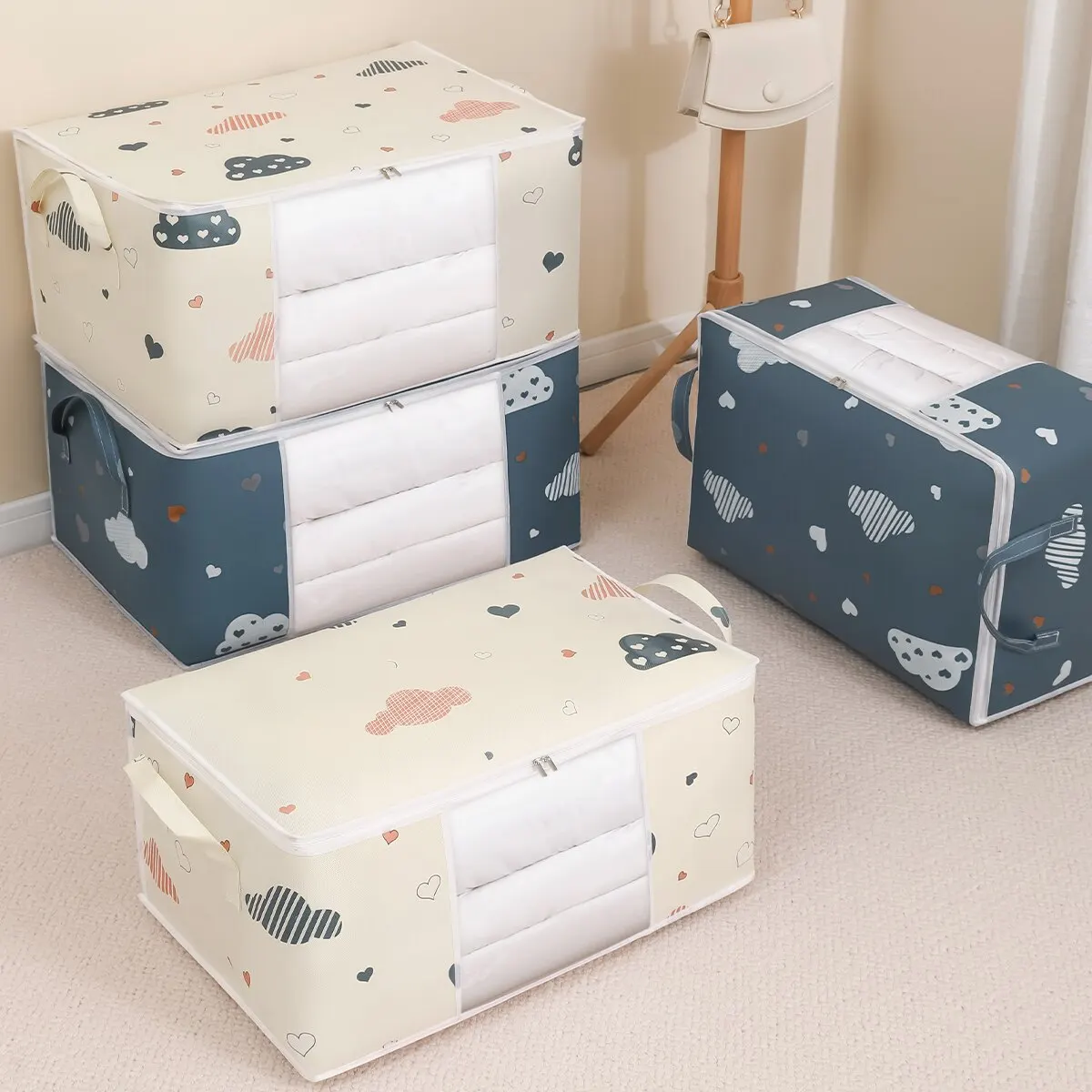 

Large Capacity Clothes Storage Bag Organizer With Reinforced Handle Suitable For Blankets Bedding Foldable With Sturdy Zipper