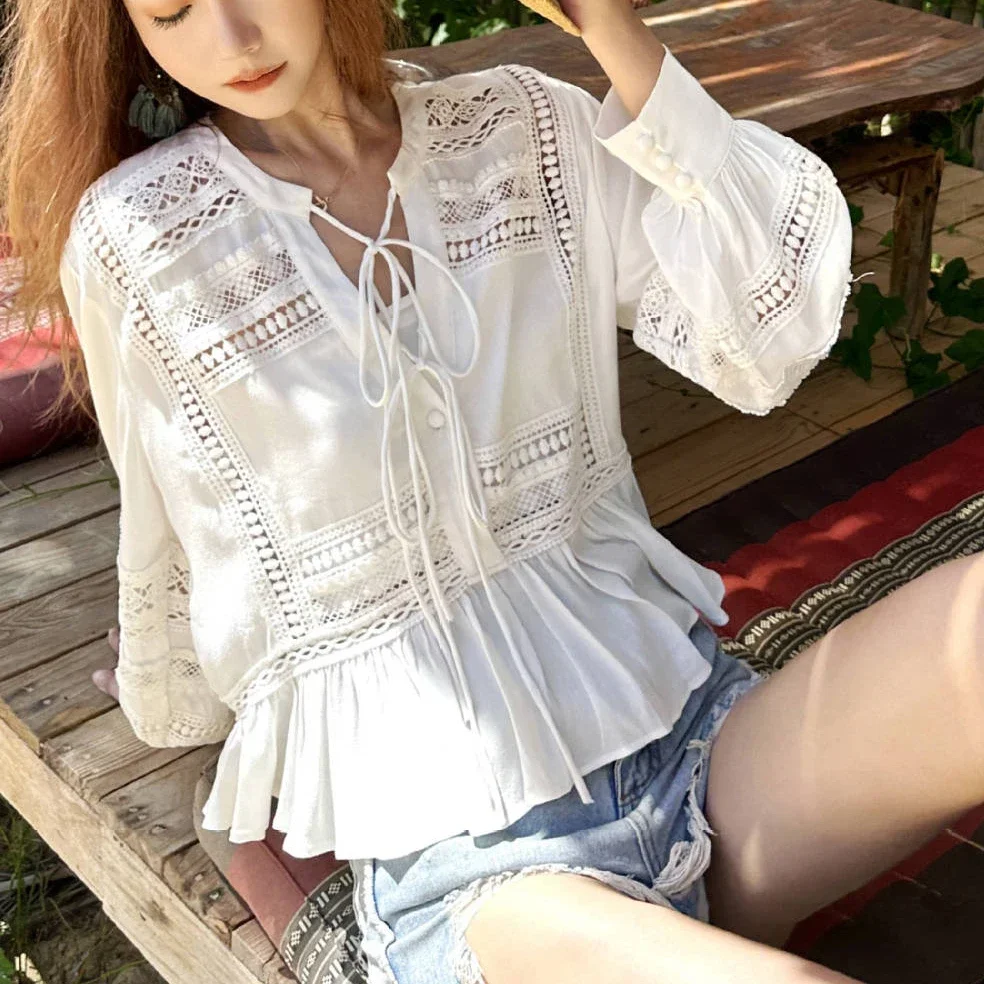 Boho Hollow Out Lace Blouses Shirts For Women Top Jacket Ethnic Casual Long Sleeve Shirt Beach Wear Loose Ruffles Ladies Blusas