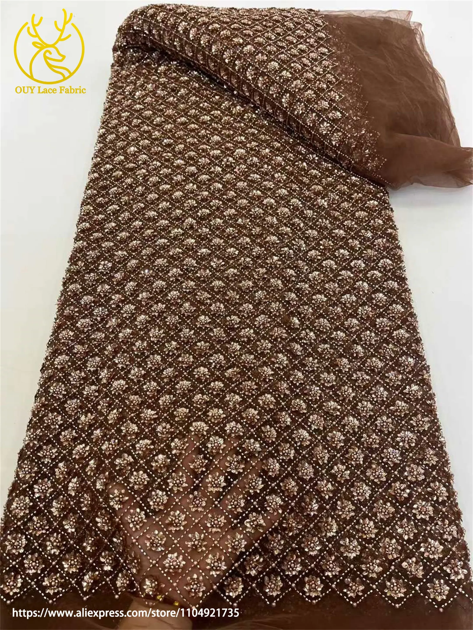 Weißes Brautkleid, elegantes französisches Kleid mit Pailletten, Stickerei, Tüll-Spitzenstoff, afrikanischer nigerianischer Bräutigam, Perlen-Spitzenstoffe – Detail 9