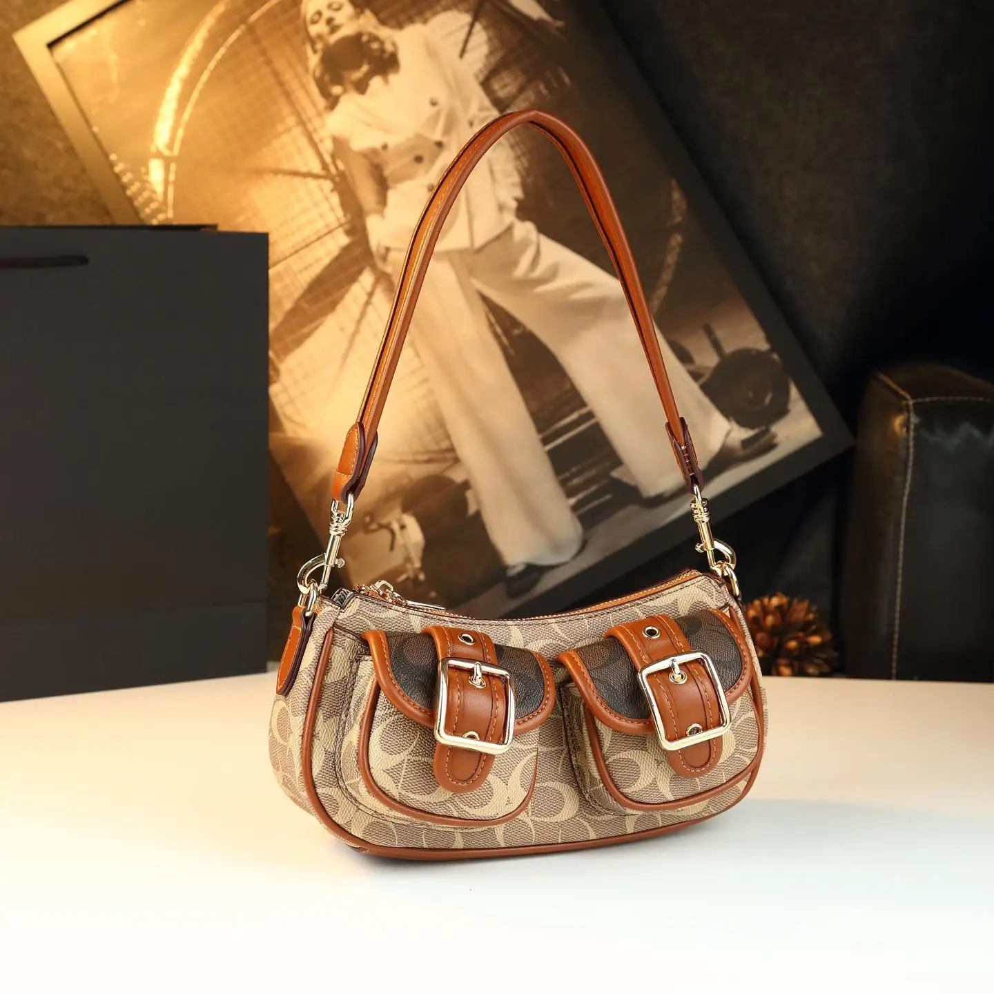

High-End Minimalist Crossbody Bag Luxury Designer Letter Logo Large Capacity Leather Diaper Bag For Women Elegant Commuter