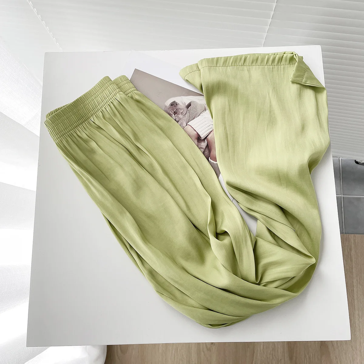 Pantalones sueltos de seda de hielo para mujer, Pantalones rectos deslizantes elásticos de cintura alta con protección solar, Verano