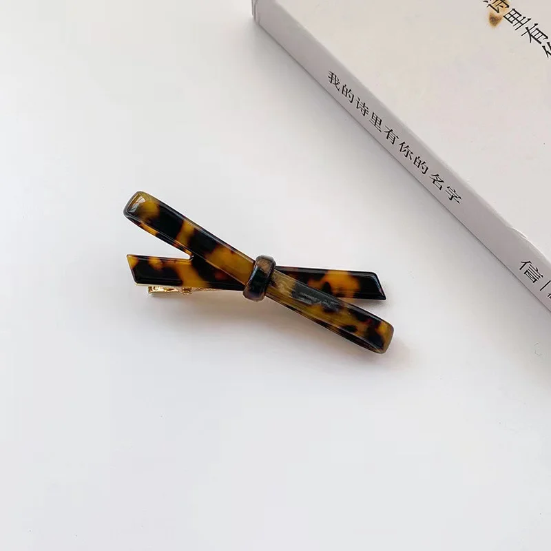 Bow Hair Clips Netflix Acetate One Word Hair Clip Back of the Head Spring Clip Premium Feeling Bangs Clip Hair Accessories Femal