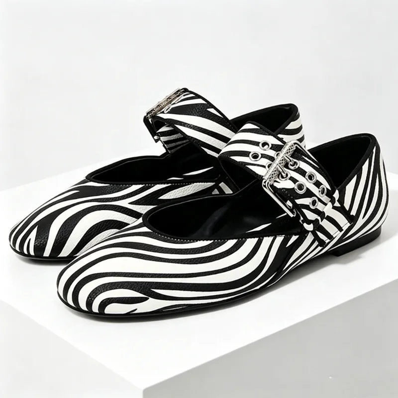 Bailarinas con estampado de cebra a la moda para mujer, zapatos Mary Jane de lujo con correa ancha y hebilla de Metal, zapatos cómodos e informales de diseñador para mujer