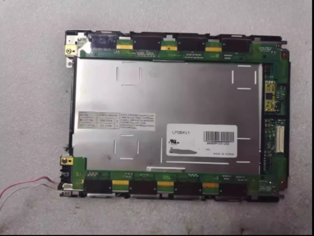 

LP064V1 LCD display screen