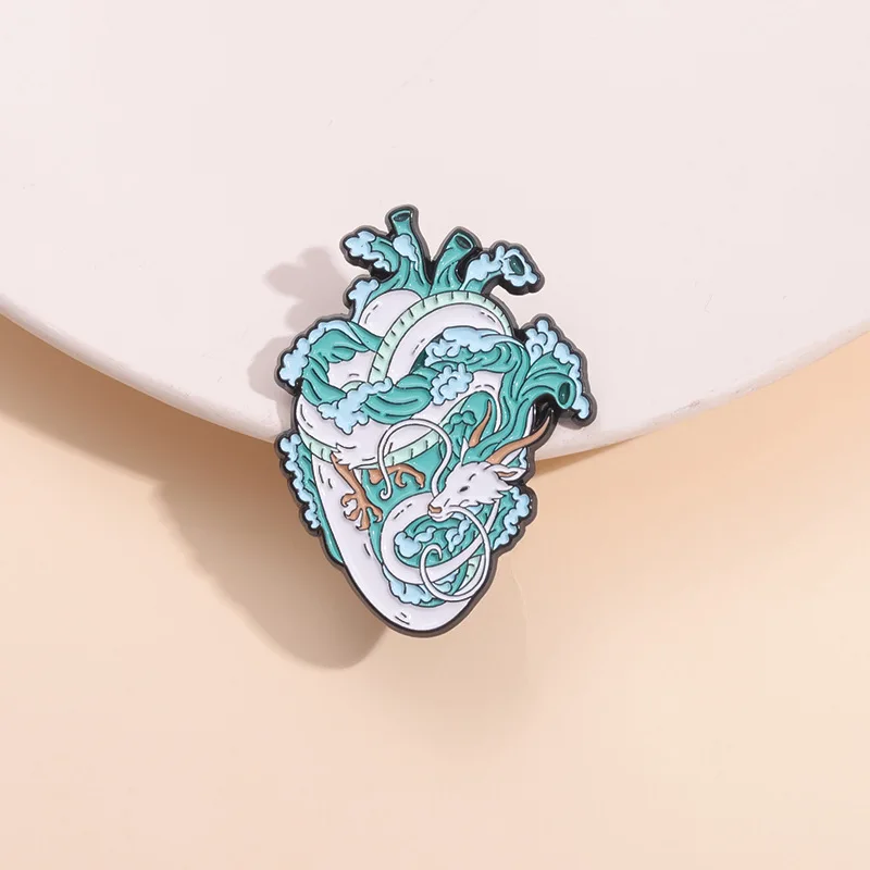 Marine Life White dragon Enamel Pins Custom Heart Organ Brooches Metal Lapel Badges Animal Jewelry Gift for Friends