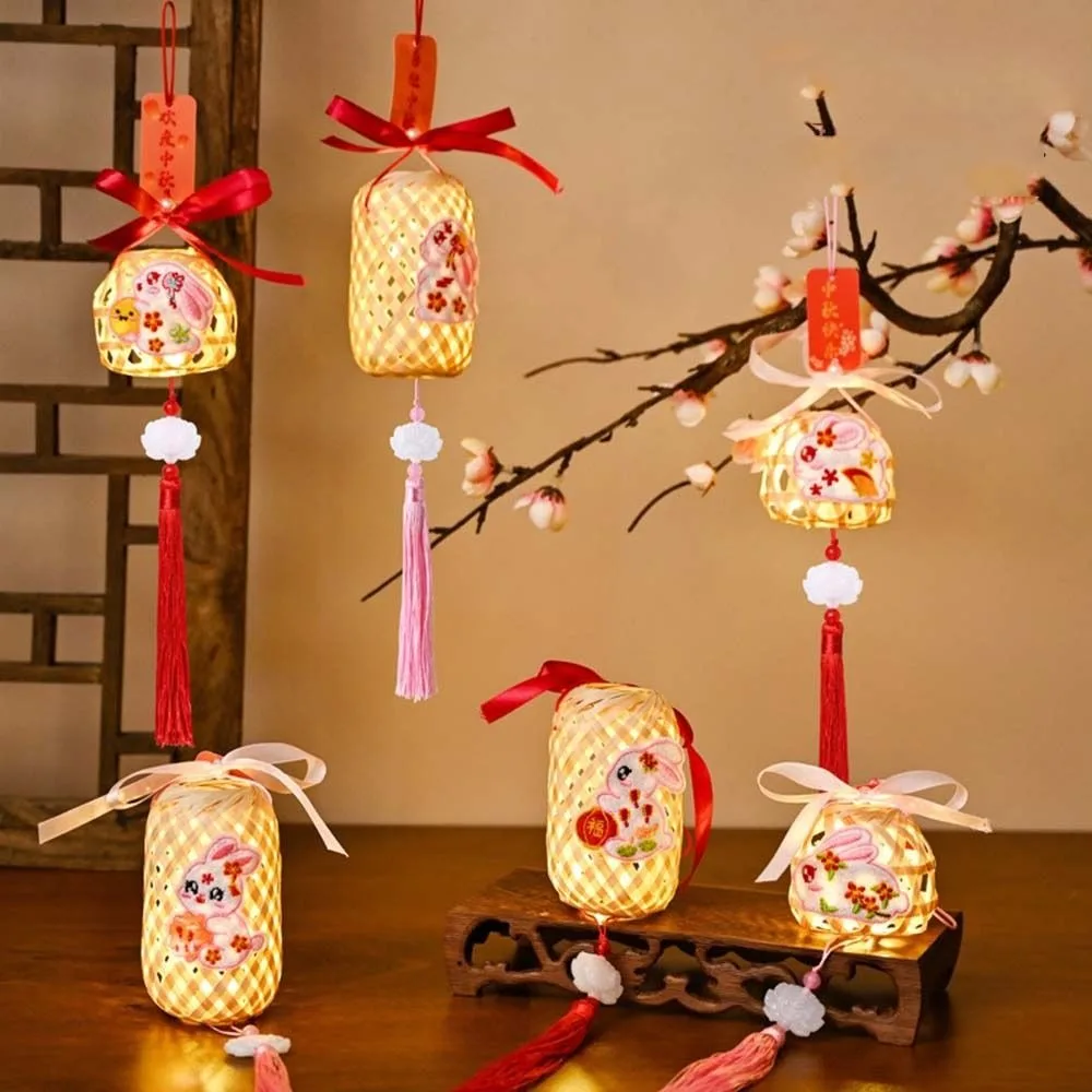 

Rabbit Middle Autumn Festival Lantern Hand Made Luminous Children DIY Lantern Material Kit Cartoon PP Rabbit Lantern Women