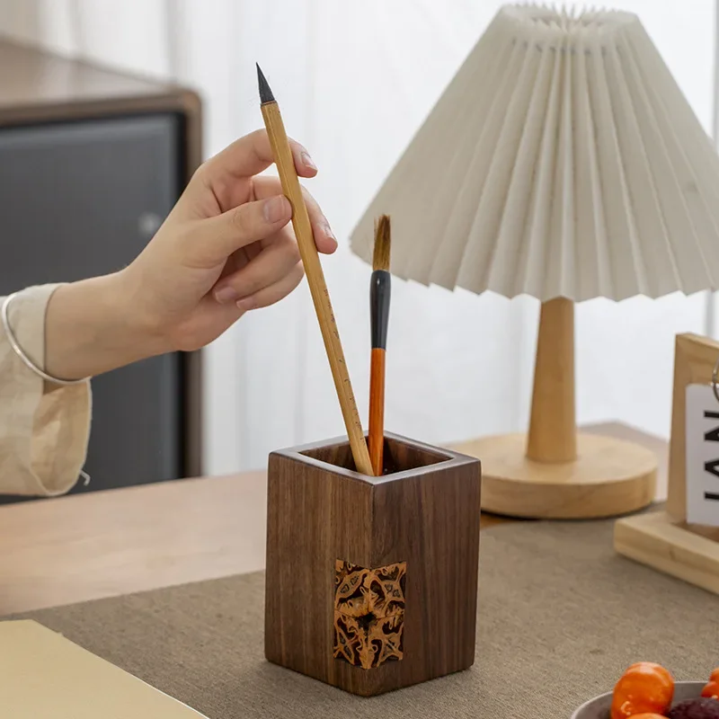 North American black walnut solid wood ceremony accessories six gentlemen hand-cut Wenwan walnut office study square pen holder