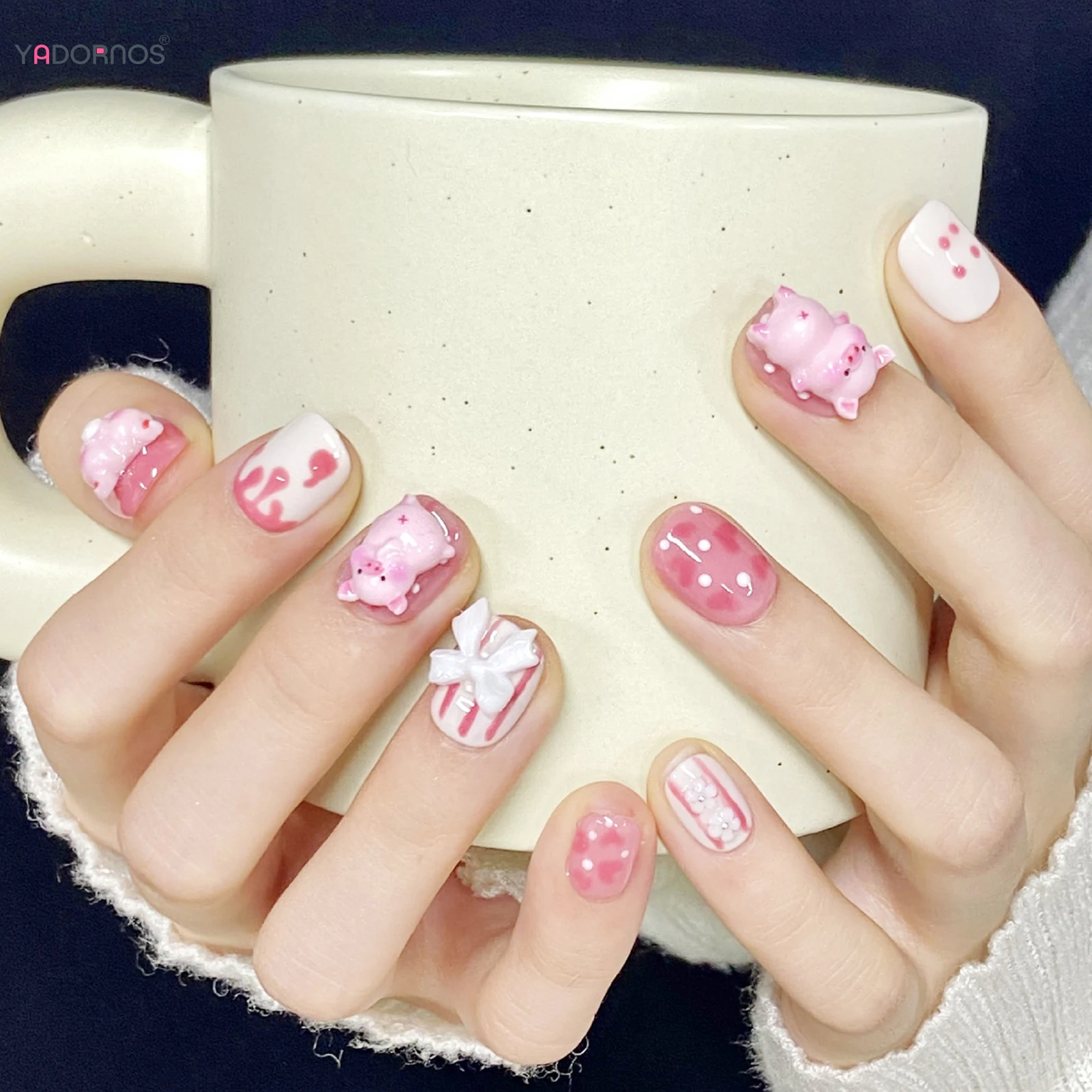 10 szt. Różowa ręcznie robiona prasa na paznokciach urocza kreskówkowa świnka 3D z kokardką krótkie sztuczne paznokcie do noszenia Manicure dla dziewczynek