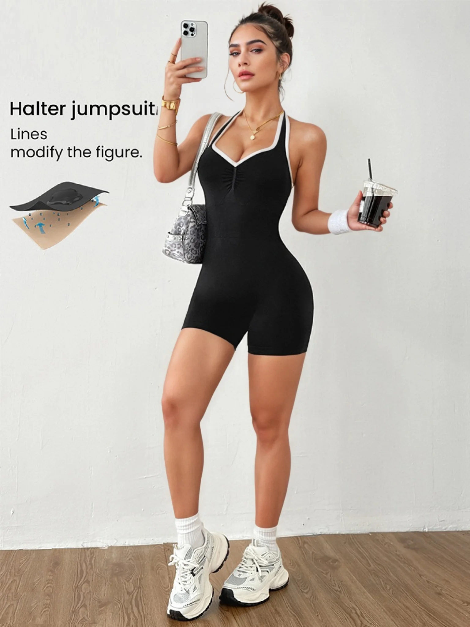 Women's Contrast Color Halter Neck Backless Jumpsuit Yoga Outfit Peach Butt Lifting Heart-Shaped Neck Fitness Shorts Playsuits