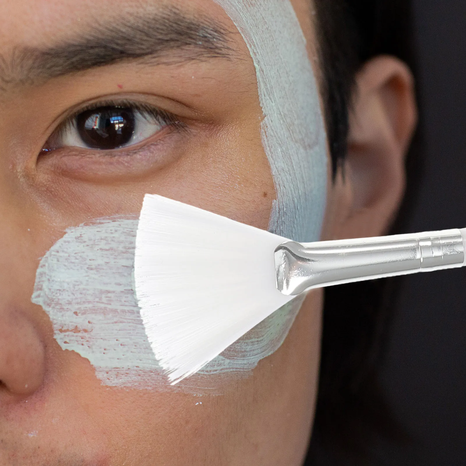 

2pcs Fruit Acid Brush Fan Shaped Facial Mask Applicator Tool For Face Skin Care Gentle Bristle Beauty Salon Brush Makeup Tool