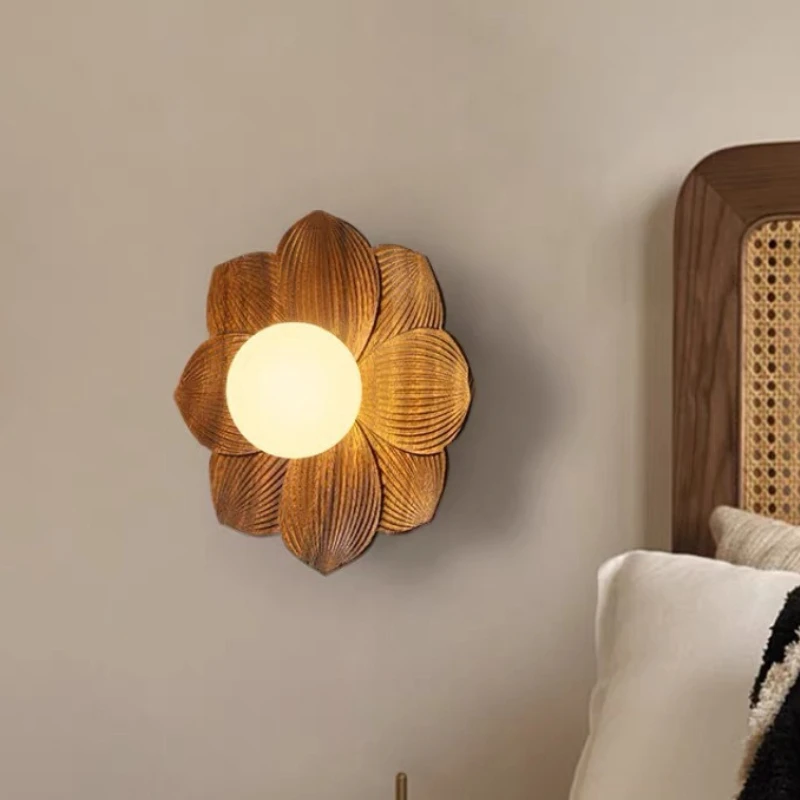 Nordic Creativity Wall Lamp Wooden Flowers LED Wall Sconces Bedroom Bedside Table Hotel Homestay Cafe