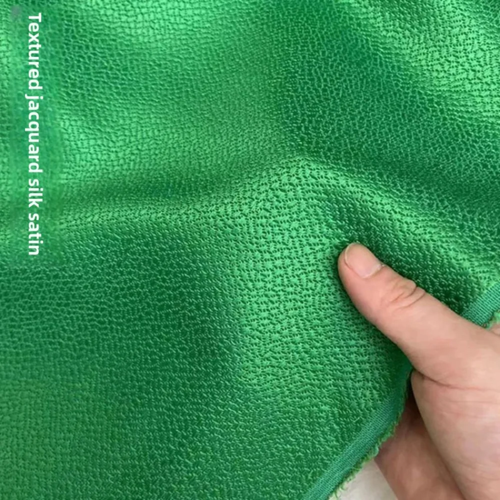 

Mulberry Lychee Cotton Satin Fabric Autumn Fruit Green Windbreaker Coat Clothing Suit Dress By Meter Cloth Cotton Materi