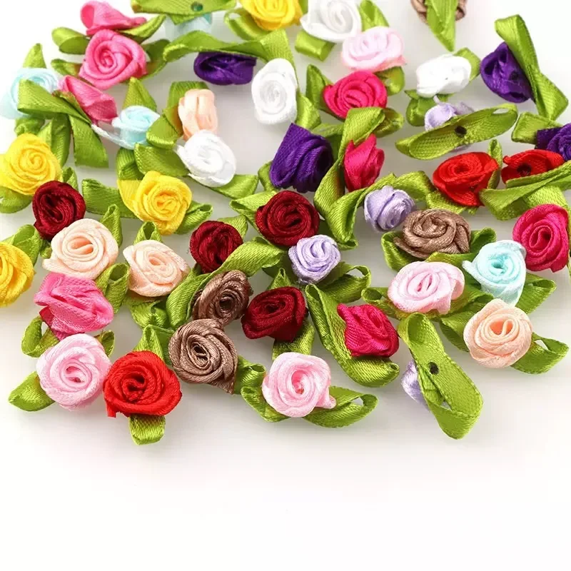 100 Stück Mini-Rosen Künstliche Blumenköpfe 2cm Knospen Stoffblumen Hochzeitsdekoration Bastelbedarf Schleifenknoten Geschenkdekoration